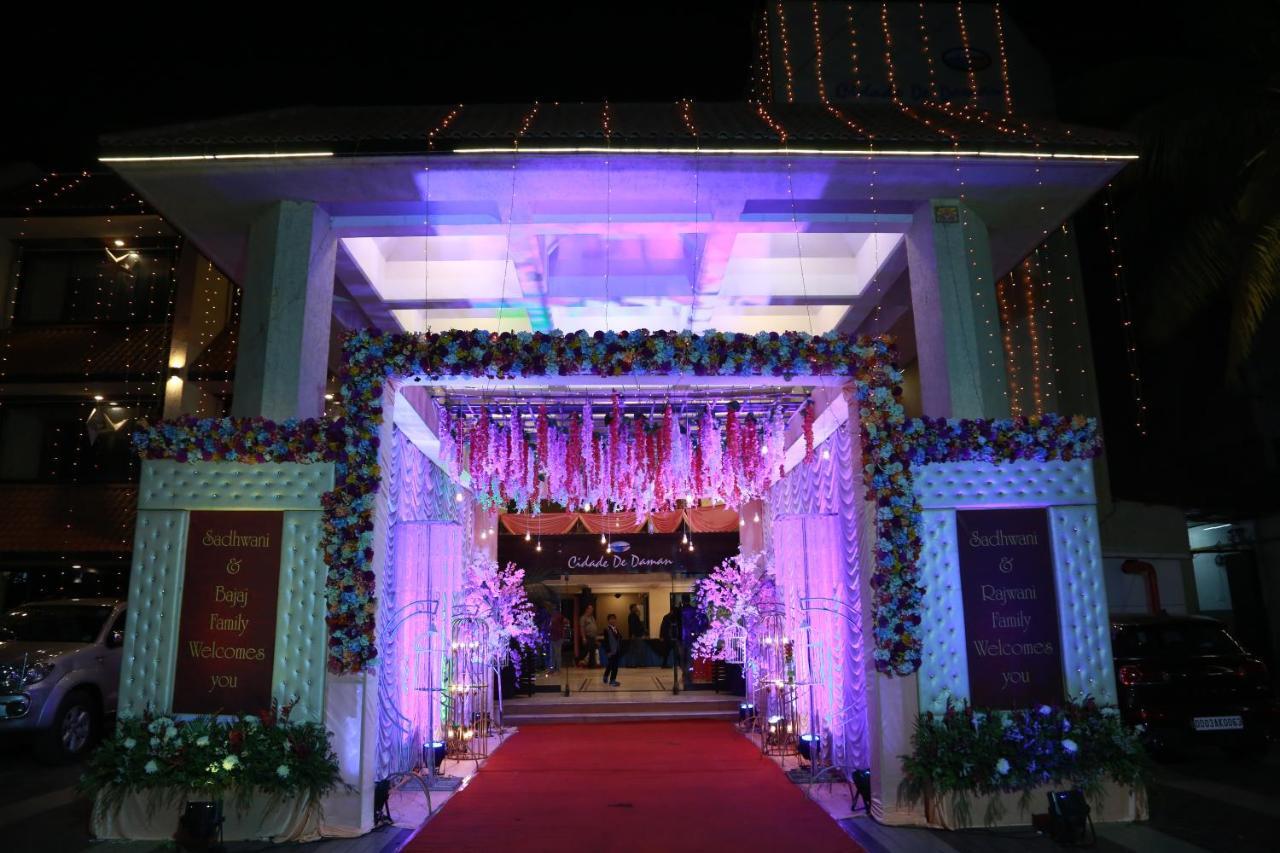 Cidade De Daman - Beach Resort Extérieur photo